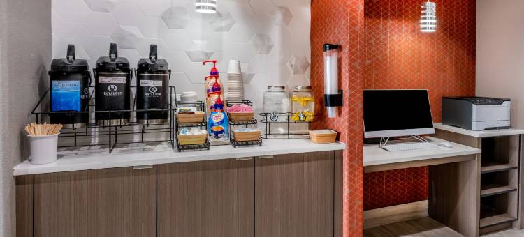 圣罗莎拉昆塔温德姆套房酒店(La Quinta Inn & Suites by Wyndham Santa Rosa)图片