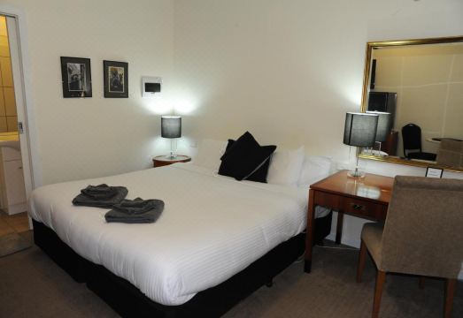 Norwood House Motel & Receptions Hotel Overview