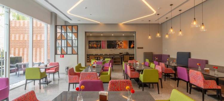 阿瓜斯卡连特斯市中心希尔顿欢朋酒店(Hampton by Hilton Aguascalientes Downtown)图片