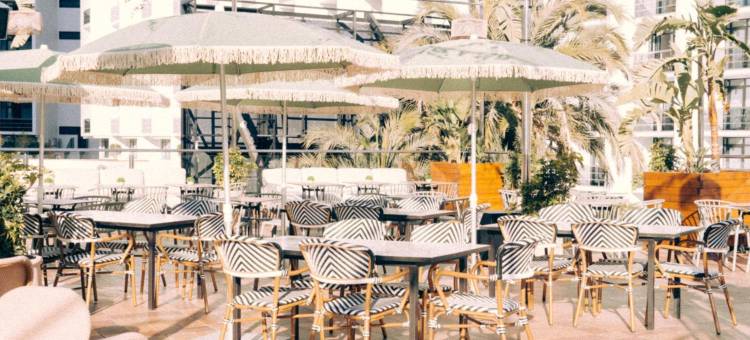 玛丽娜酒店(Marina Resort Benidorm - the Original Benidorm Vibe)图片
