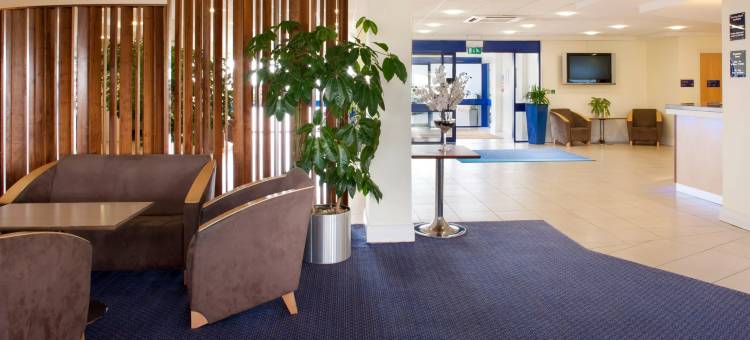 洲际智选假日酒店卡迪夫机场(Holiday Inn Express Cardiff Airport, an IHG Hotel)图片