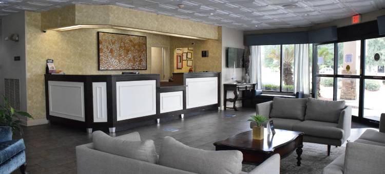 温德姆华美达萨凡纳盖特威酒店(Ramada by Wyndham Savannah Gateway)图片