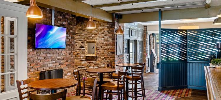 贝里圣埃德蒙兹品质酒店(Dragonfly Hotel Bury St Edmunds)图片