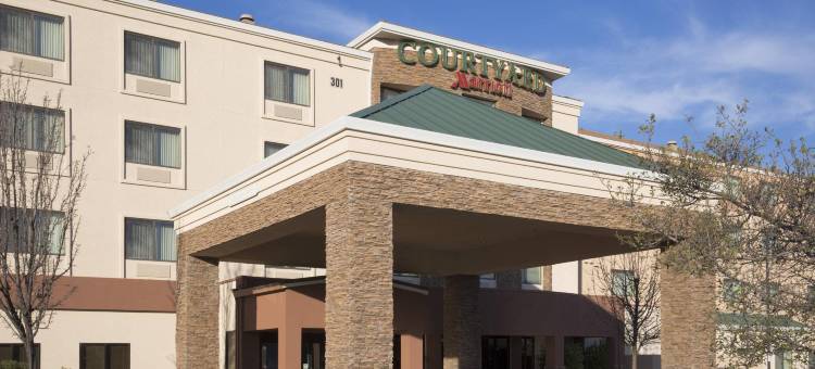 罗斯维尔商业街廊购物中心/溪边山岭大道万豪万怡酒店(Courtyard Roseville Galleria Mall/Creekside Ridge Drive)图片