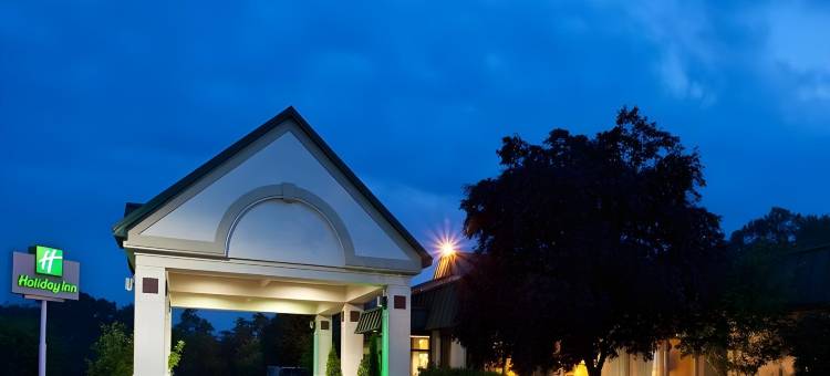 比弗福尔斯温德姆华美达酒店(Ramada by Wyndham Beaver Falls)图片