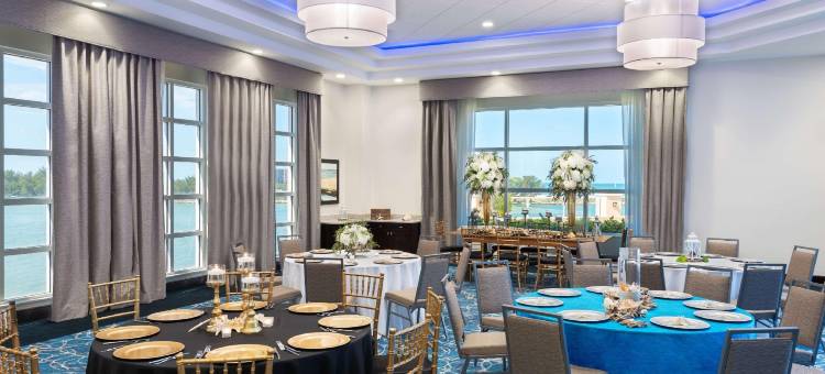 欢朋酒店及套房克利尔沃特海滩(Hampton Inn & Suites Clearwater Beach)图片