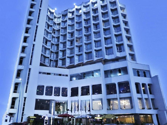 亚历山大浪漫酒店