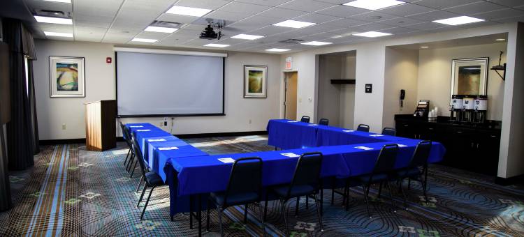莎朗欢朋酒店(Hampton Inn & Suites Sharon)图片