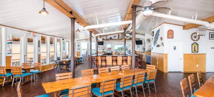 奥基乔比湖温德姆戴斯套房酒店(Days Inn & Suites by Wyndham Lake Okeechobee)图片