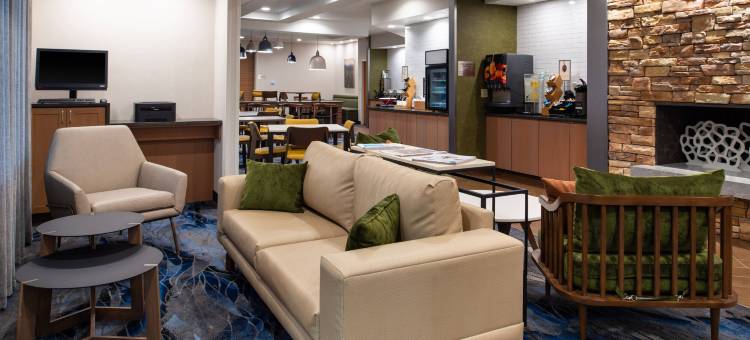 伯洛伊特万枫酒店及套房(Fairfield Inn & Suites Beloit)图片