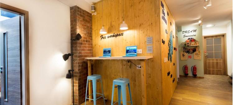 Safestay Bratislava Presidential Palace图片