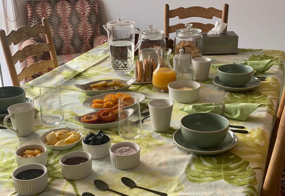 Fitzroy Bnb Hotel Overview