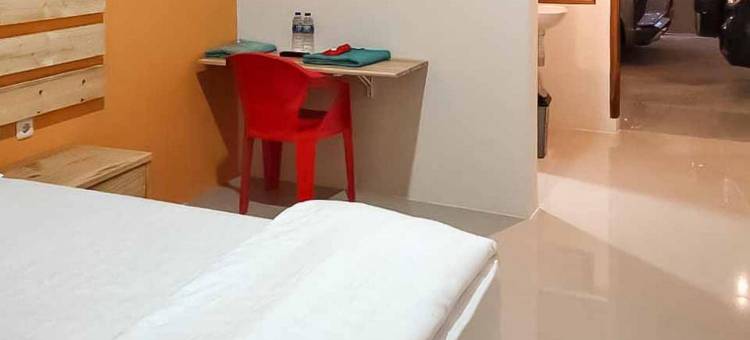 红多兹伊斯兰酒店@豪尔古利斯(RedDoorz Syariah @ Haurgeulis)图片