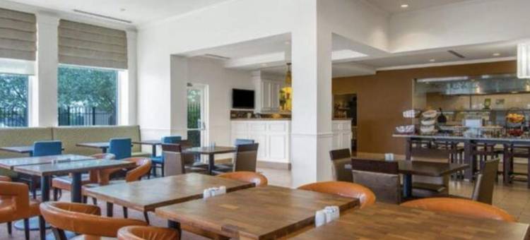 威奇托机场希尔顿花园酒店(Hilton Garden Inn Wichita Airport)图片