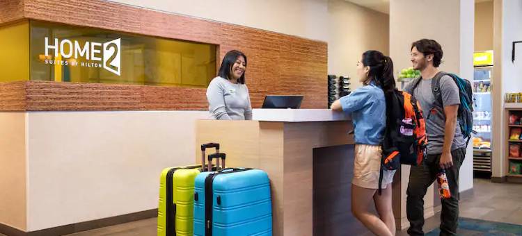 希尔顿惠庭套房酒店夏洛特机场湖泊点(Home2 Suites by Hilton Charlotte Airport Lake Pointe)图片