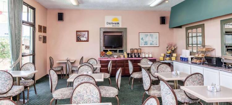 森尼维耳戴斯套房酒店(Days Inn & Suites by Wyndham Sunnyvale)图片