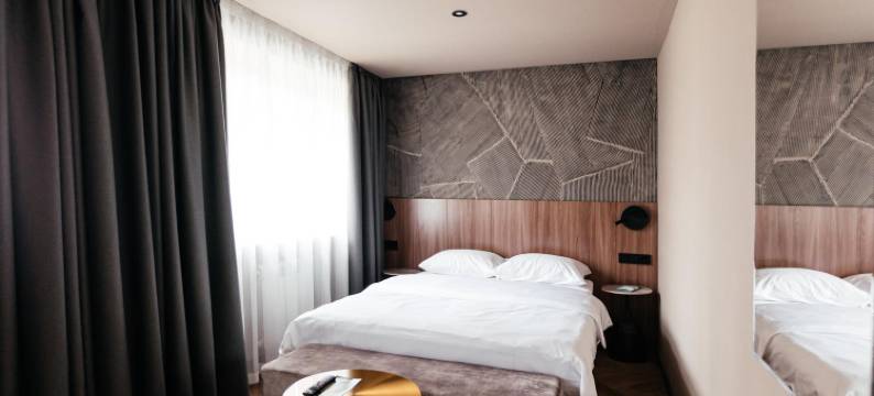 皇冠酒店(Krona Hotel (Former Versailles))图片