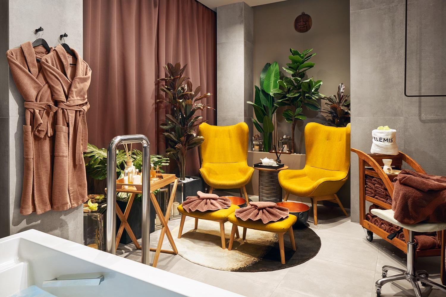 Crystal House Suite Hotel & Spa Over view