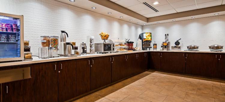 波特兰机场贝斯特韦斯特优质套房酒店(Best Western Plus Portland Airport Hotel  Suites)图片