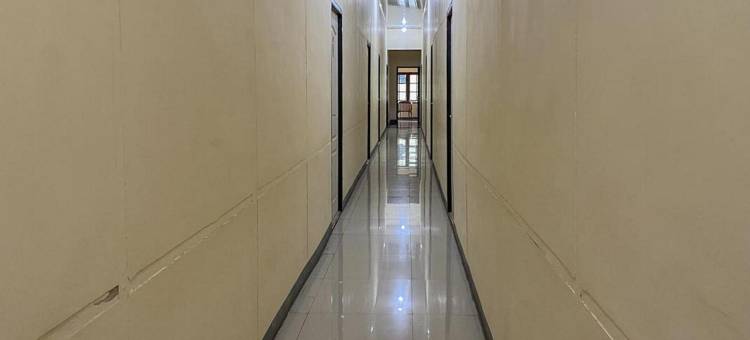 红多兹酒店@马老奇市中心(RedDoorz @ Merauke City Center)图片