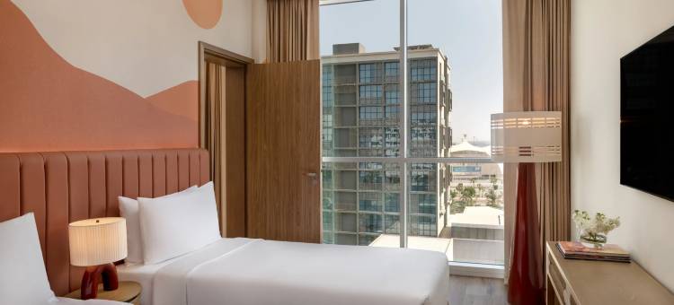 亚斯岛广场洲际环岛酒店(Yas Plaza Circuit by IHG)图片