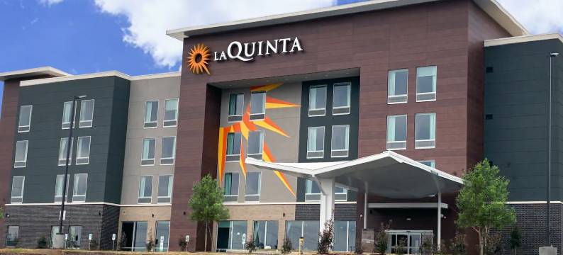 拉昆塔温德姆酒店及套房阿森斯I-65(La Quinta Inn & Suites by Wyndham Athens I-65)图片