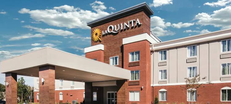 米利奇维尔拉昆塔温德姆套房酒店(La Quinta Inn & Suites by Wyndham Milledgeville)图片