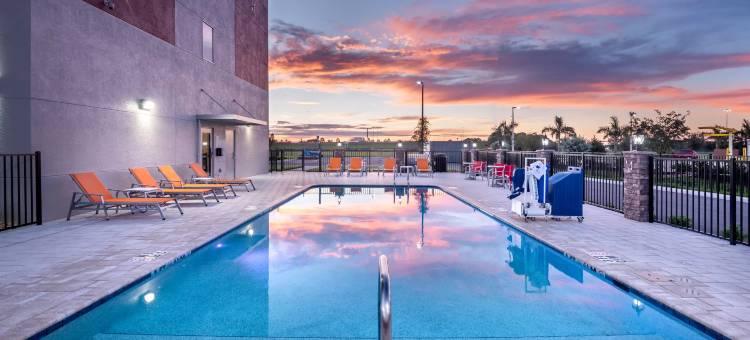 蓬塔戈达智选假日套房酒店(Holiday Inn Express & Suites Punta Gorda)图片