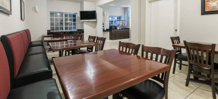 斯科特拉斐特麦客达套房酒店(Microtel Inn & Suites by Wyndham Scott Lafayette)图片