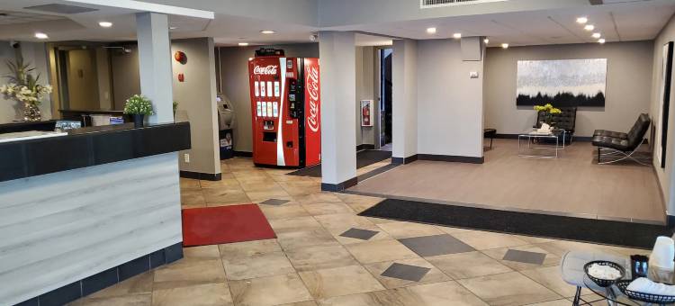 卡尔加里温德姆速8麦克雷德小道酒店(Super 8 by Wyndham Macleod Trail Calgary)图片
