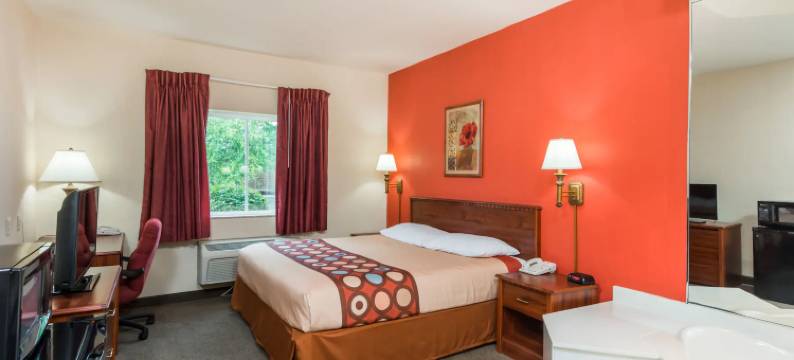 圣罗伯特伦纳德伍德地区速8酒店(Super 8 by Wyndham St Robert Ft Leonard Wood Area)图片