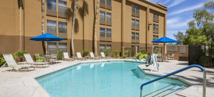 格林豪泰酒店-凤凰城天空港(GreenTree Inn & Suites Phoenix Sky Harbor)图片