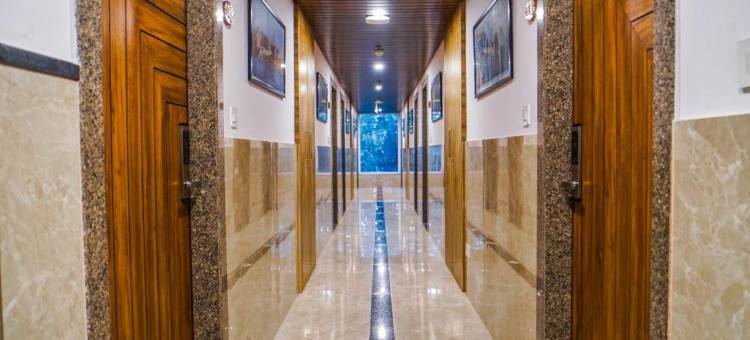 Pax Grand Blue乌代布尔(Pax Hotel Grand Blue 3 min walk from Udaipur city Railway Station)图片