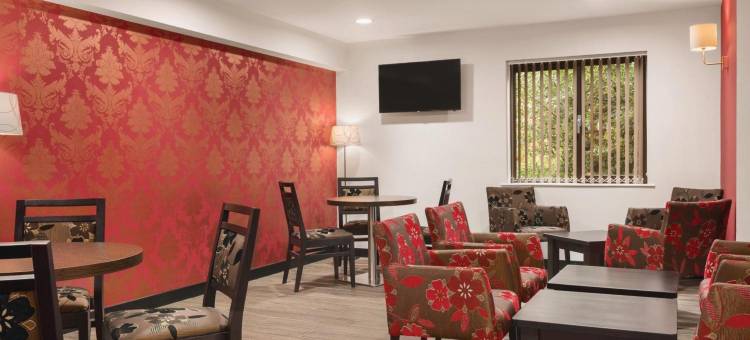 剑桥温德姆华美达酒店(Ramada by Wyndham Cambridge)图片