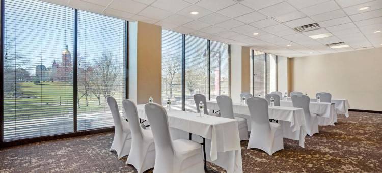 国会大厦酒店-阿桑德连锁酒店(The Capitol Hotel)图片