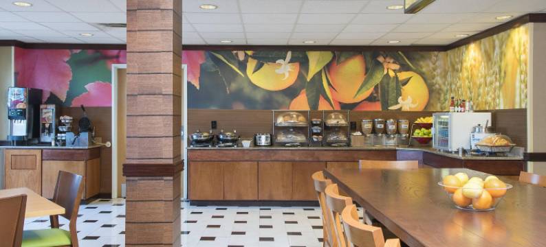 哥伦布东万枫酒店及套房(Fairfield Inn & Suites Columbus East)图片