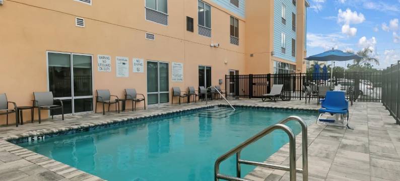 智选假日套房酒店-诺科米斯萨拉索塔南部(Holiday Inn Express & Suites NOKOMIS - SARASOTA SOUTH by IHG)图片