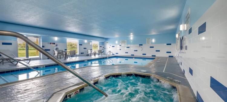 智选假日套房酒店诺斯伍德(Holiday Inn Express & Suites NORTHWOOD by IHG)图片
