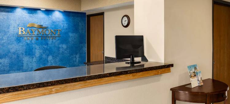 锡达拉皮兹呗盟套房酒店(Baymont by Wyndham Cedar Rapids)图片