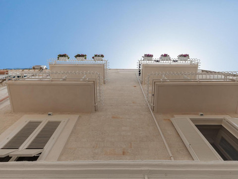 迪莫拉白石酒店