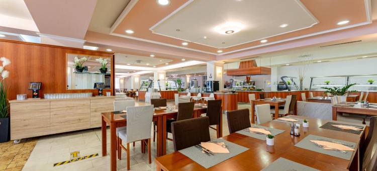 德拉兹卡路瓦卡度假别墅酒店(Villa Lovorka - Hotel Resort Dražica)图片