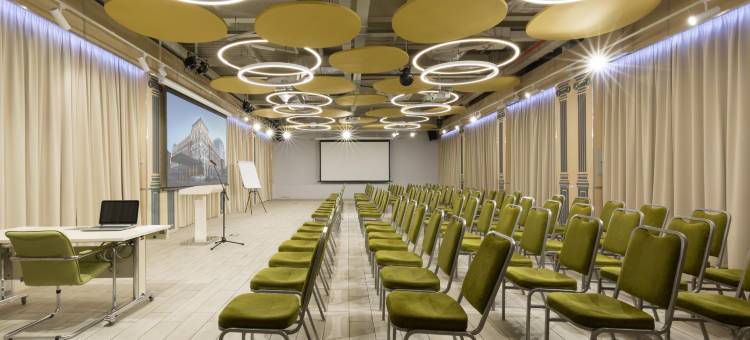 涅斯捷罗夫广场假日酒店(Nesterov Plaza Hotel)图片