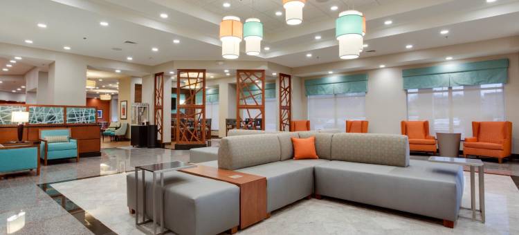 夏洛特阿罗伍德德鲁里套房酒店(Drury Inn & Suites Charlotte Arrowood)图片