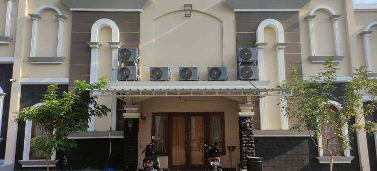 阿迪普特拉宾馆5号(Adiputra Guesthouse 5)图片