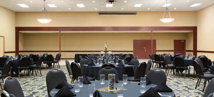 曼丹俾斯麦地区温德姆呗盟酒店(Baymont by Wyndham Mandan Bismarck Area)图片