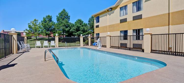 温德姆赫尔南多速8酒店(Super 8 by Wyndham Hernando)图片