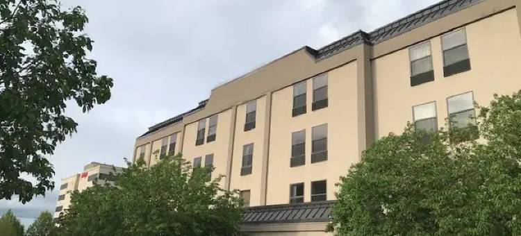 桑顿温德姆呗盟酒店(Baymont by Wyndham Thornton)图片