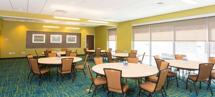 布卢明顿万豪SpringHill Suites 酒店(SpringHill Suites Bloomington)图片