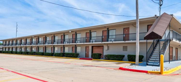 特克萨卡纳I-30伊克诺旅馆(Econo Lodge Texarkana I-30)图片