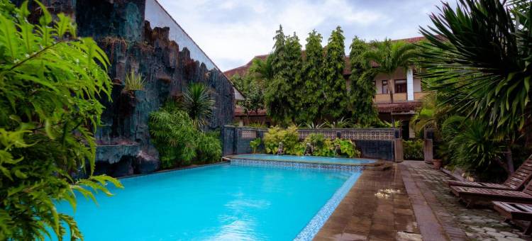 玛科塔普棱空酒店(Mahkota Plengkung Hotel by ecommerceloka)图片